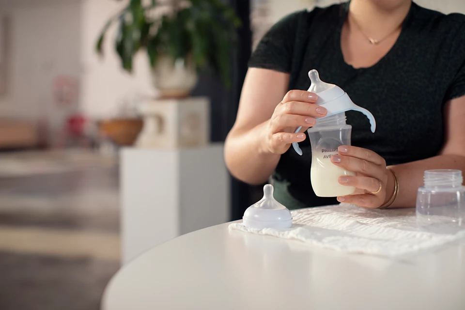 كوب التدريب على الشرب من فيليبس أفينت، 150 مل، 6+ أشهر - الصورة 8