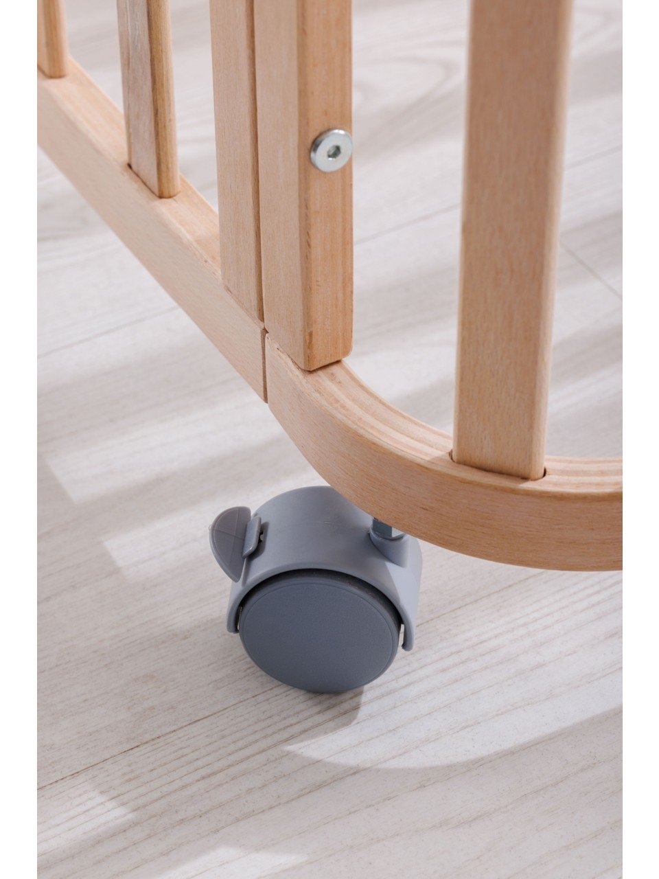 BabyWho Onda Natural Wood Oval Swing Fixed Step Cradle 60×120 product thumbnail 3