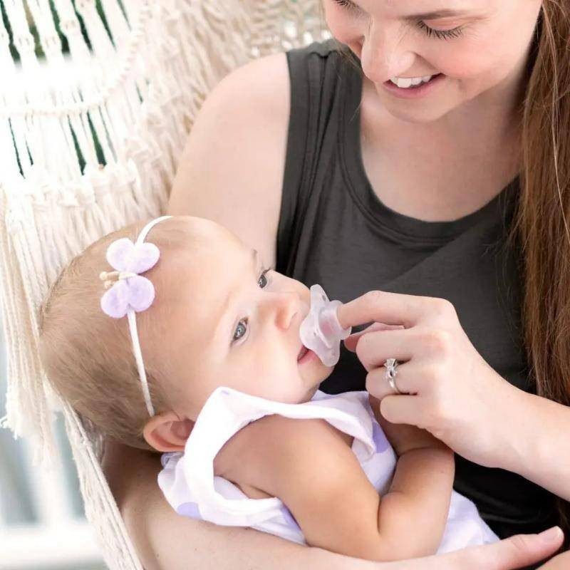 Chicco Pacifier Physio Mini Soft Silicone For Girls, 0-2 Months product thumbnail 3