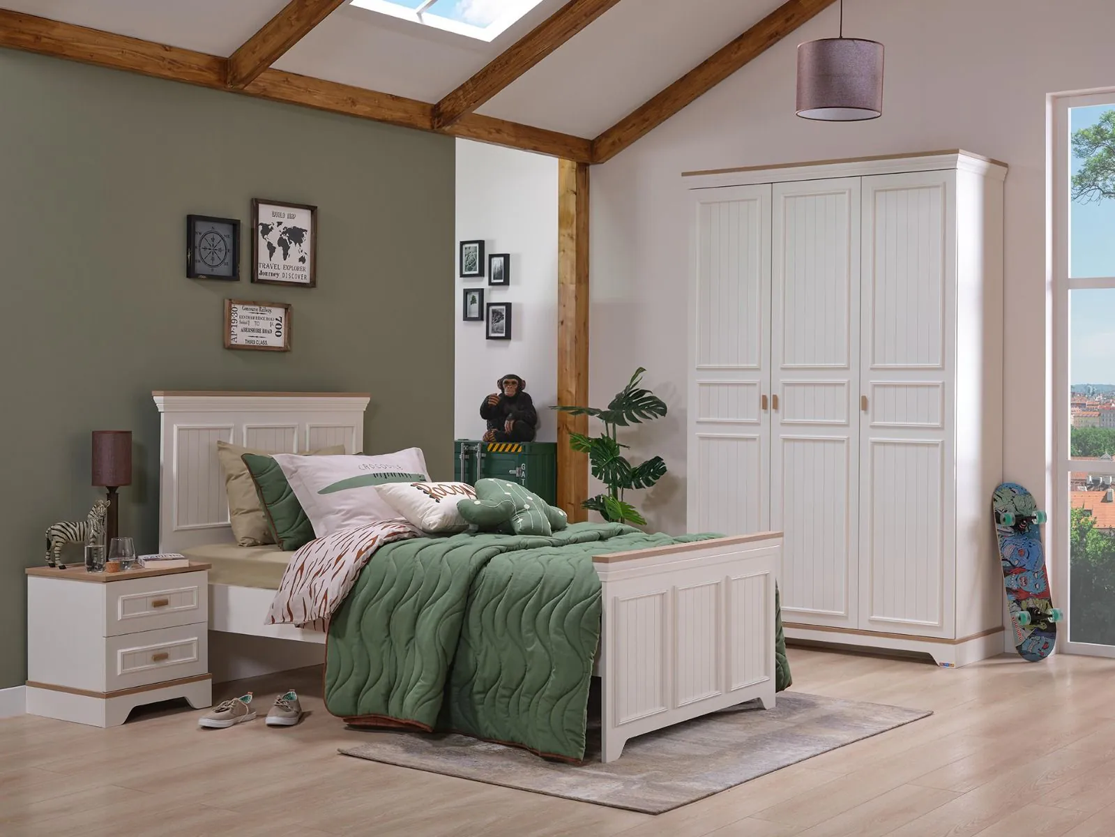 Almila Monte Room with 3 Doors Wardrobe