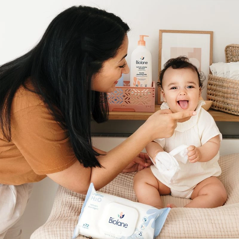 Biolane Baby H2O Wipes 72 Count x 2+1 Offer product thumbnail 3