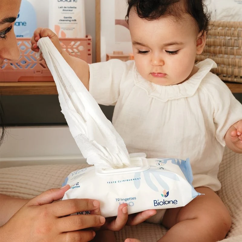 Biolane Baby H2O Wipes 72 Count x 2+1 Offer product thumbnail 2