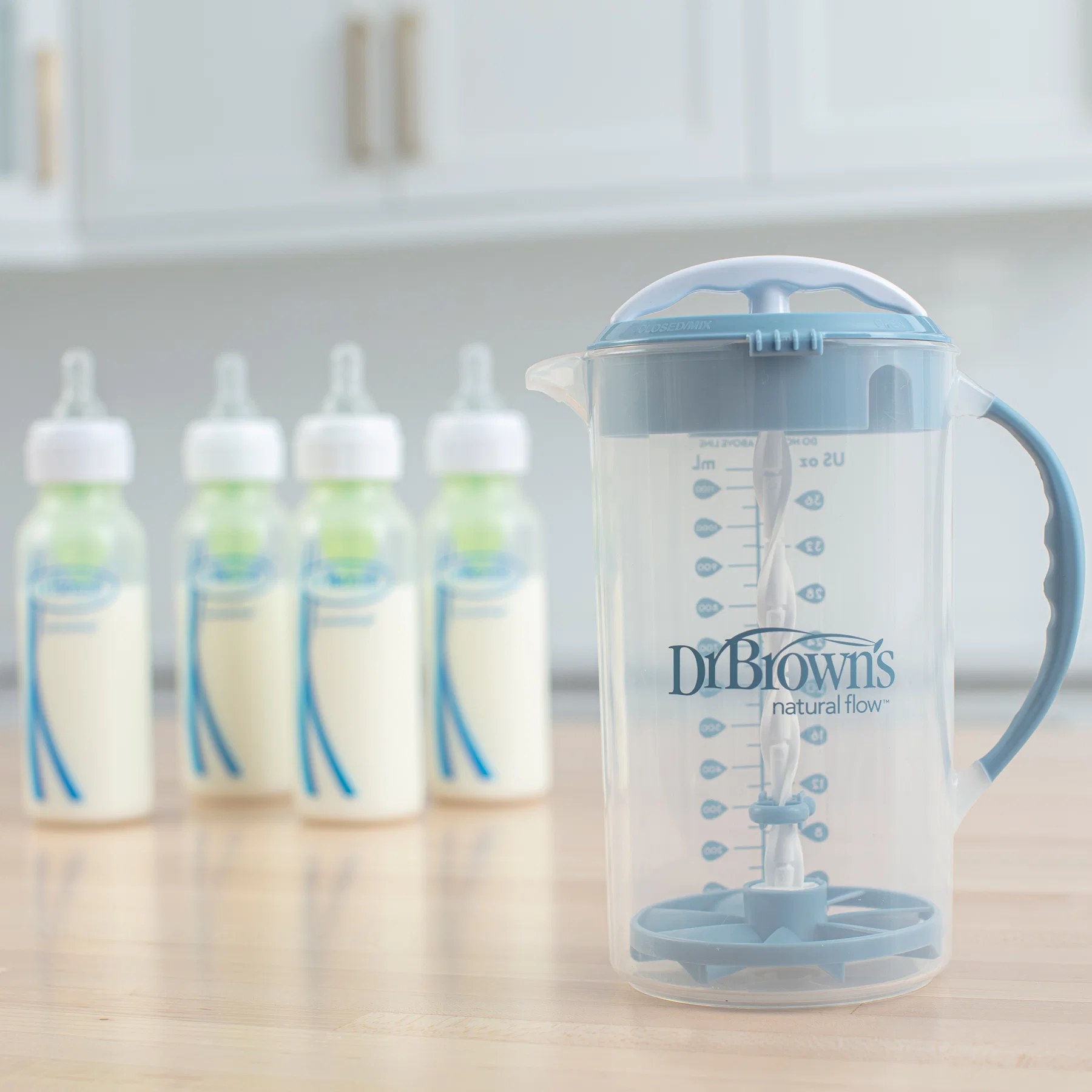 Dr. Brown's Formula Mixing Pitcher , blue - Image 4